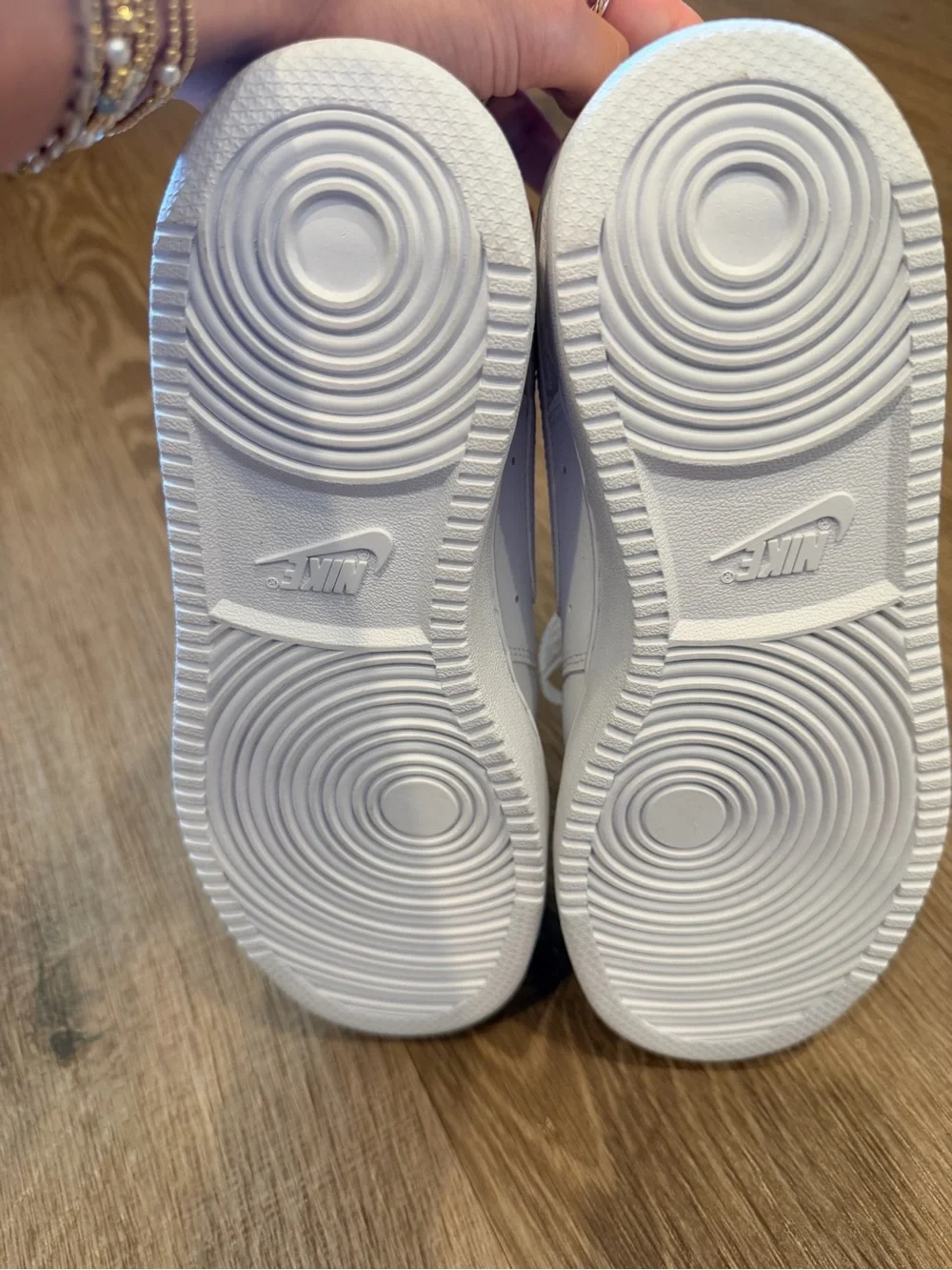Nike women’s lace